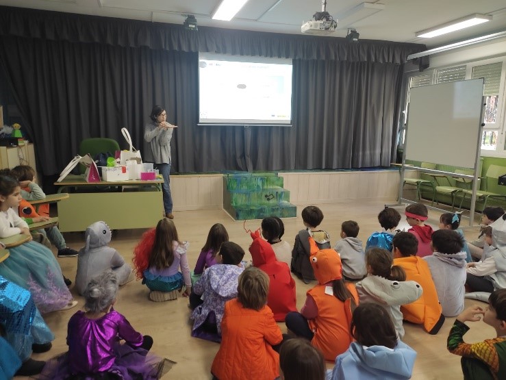 Explaining science to kids - International Day of Women and Girls in Science February 2024